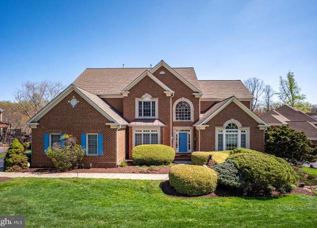 Property at 3163 Ariana Dr, Oakton, VA 22124, 6 beds, 5.5 baths