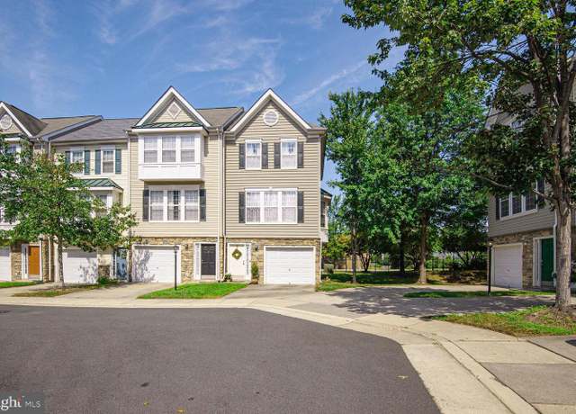 Property at 23004 Fontwell Sq, Sterling, VA 20166, 3 beds, 3 baths