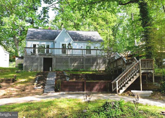 Property at 19127 Windsor Rd, Triangle, VA 22172, 4 beds, 2 baths