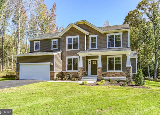 Property at 11003 Scotts View Ln, Fredericksburg, VA 22407, 4 beds, 2.5 baths