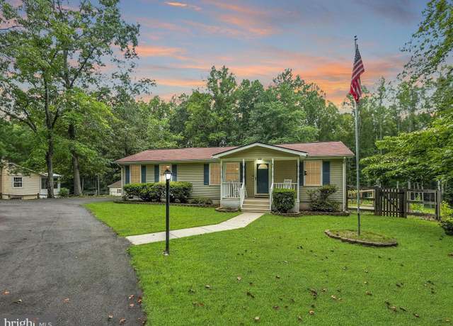 Property at 586 Holly Corner Rd, Fredericksburg, VA 22406, 3 beds, 2 baths
