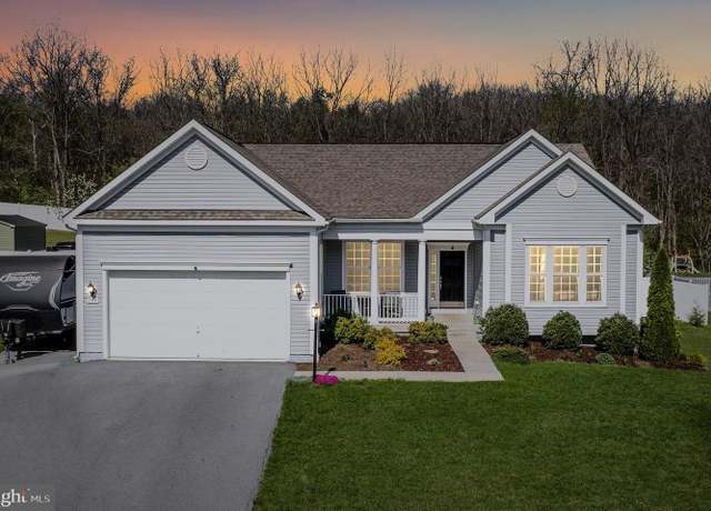 Property at 155 Chickamauga Dr, Harpers Ferry, WV 25425, 4 beds, 3 baths