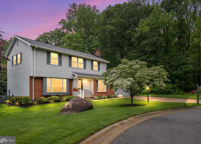 Property at 6 Linden Ln, Wilmington, DE 19810, 4 beds, 2.5 baths