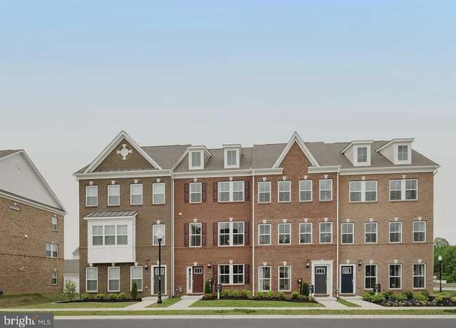 Property at 10658 Roundstone Ln, White Plains, MD 20695, 4 beds, 3.5 baths