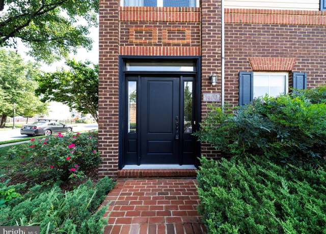 Property at 1400 Laurel Wood Way, Frederick, MD 21701, 2 beds, 2.5 baths