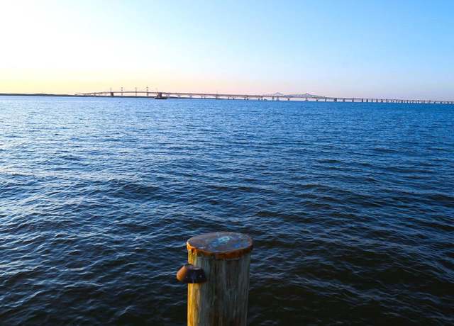 Property at 910 Bayside Dr, Stevensville, MD 21666, 2 beds, 1.5 baths