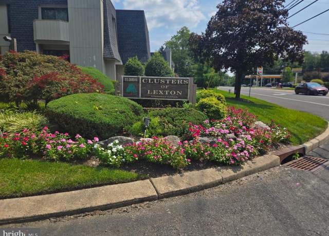 Property at 25 Church Rd Unit #133, Maple Shade, NJ 08052, 3 beds, 1.5 baths