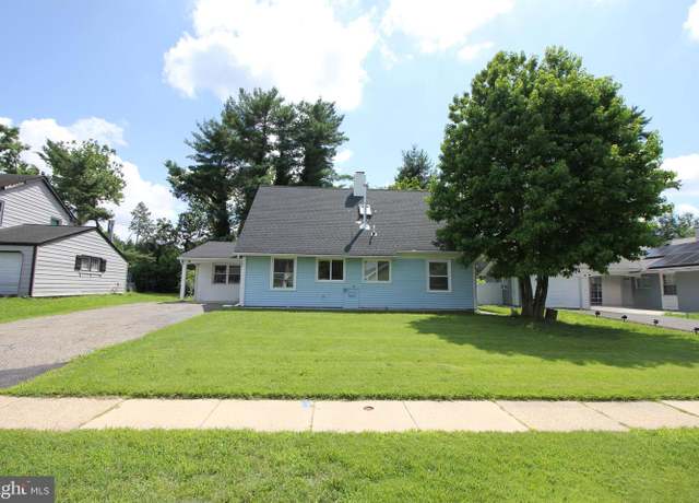 Property at 28 Bayberry Ln, Willingboro, NJ 08046, 4 beds, 2 baths