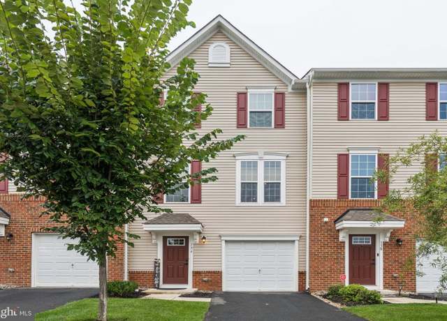 Property at 156 Helen Dr, Cinnaminson, NJ 08077, 3 beds, 2.5 baths