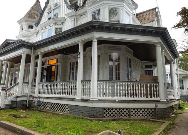 Property at 66 Bank St, Bridgeton, NJ 08302, 5 beds, 2 baths