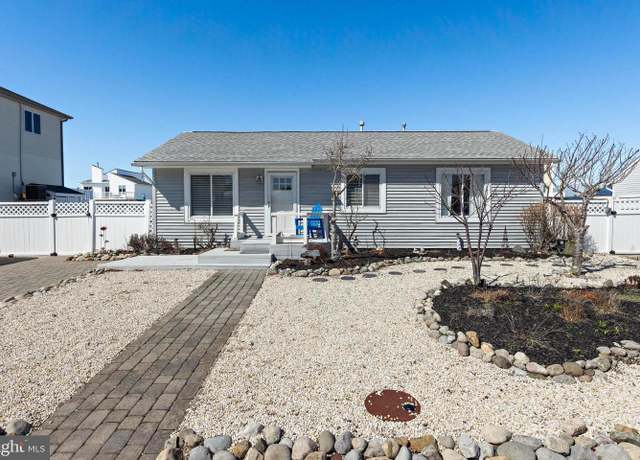 Property at 125 Peter Rd, Manahawkin, NJ 08050, 3 beds, 1 bath