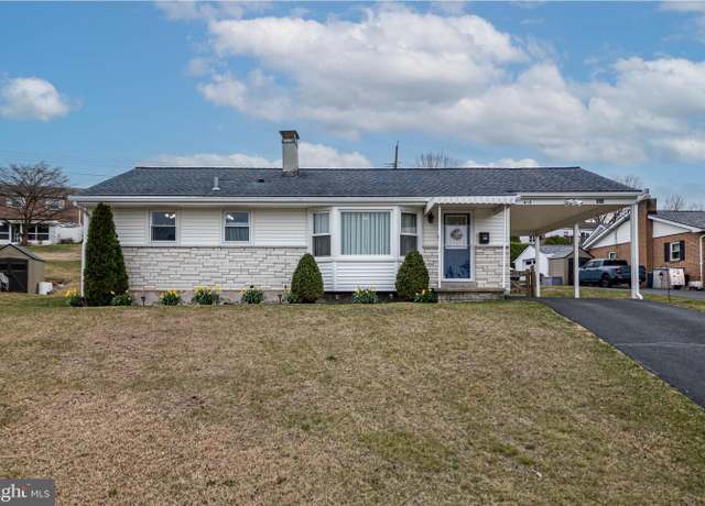 Property at 413 S Miller St, Reading, PA 19607, 2 beds, 1 bath