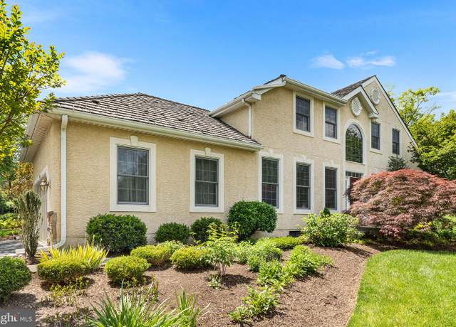 Property at 183 Saint Clair #83, Berwyn, PA 19312, 3 beds, 2.5 baths