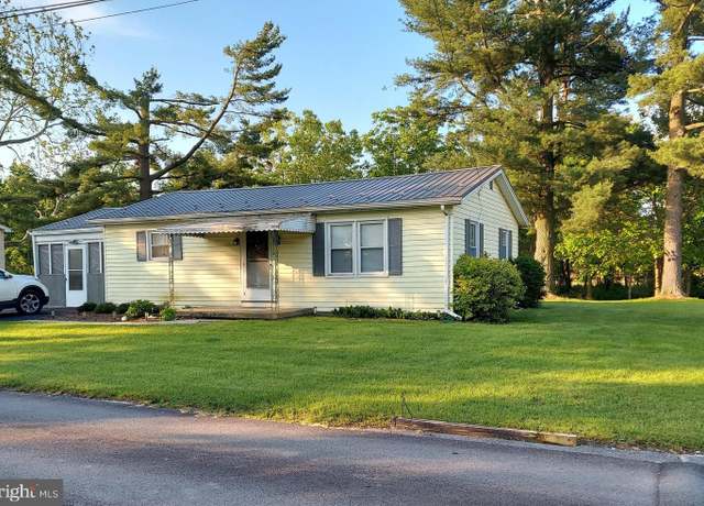 Property at 11118 Baumgardner Ln, Waynesboro, PA 17268, 2 beds, 1 bath