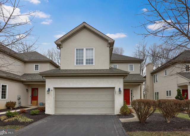 Property at 1081 Stillwood Cir, Lititz, PA 17543, 3 beds, 2.5 baths