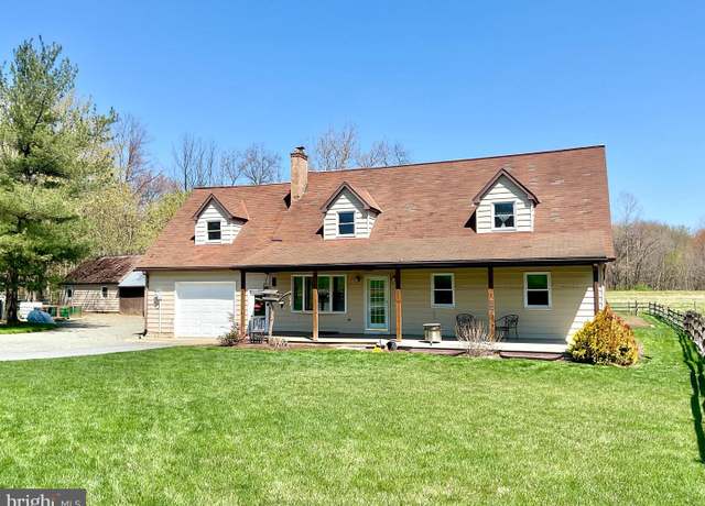 Property at 69 Fairview Rd, New Providence, PA 17560, 5 beds, 2 baths