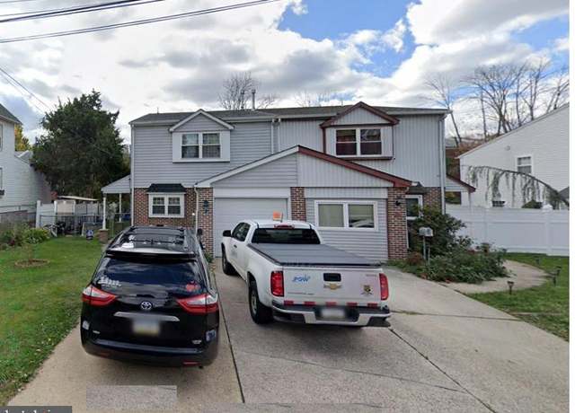 Property at 612 Poquessing Ave, Philadelphia, PA 19116, 5 beds, 2.5 baths