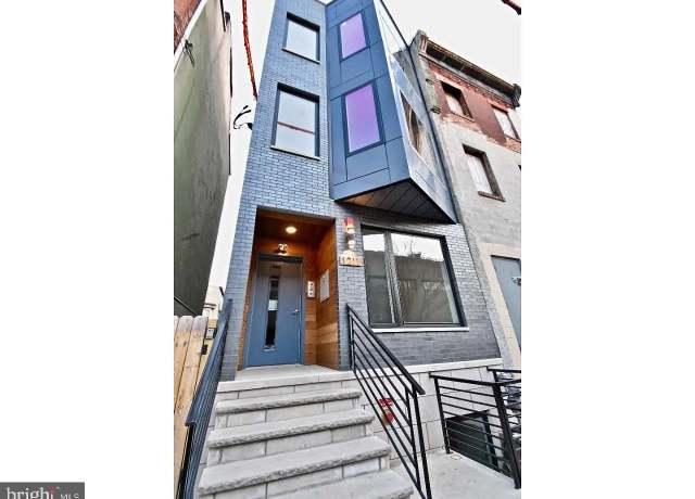 Property at 1211 N Franklin St, Philadelphia, PA 19122, 12 beds