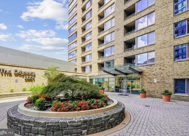 Property at 2001 15th St N #608, Arlington, VA 22201, 2 beds, 2 baths