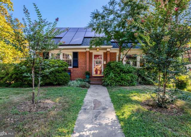 Property at 2911 Edgehill Dr, Alexandria, VA 22302, 4 beds, 2 baths