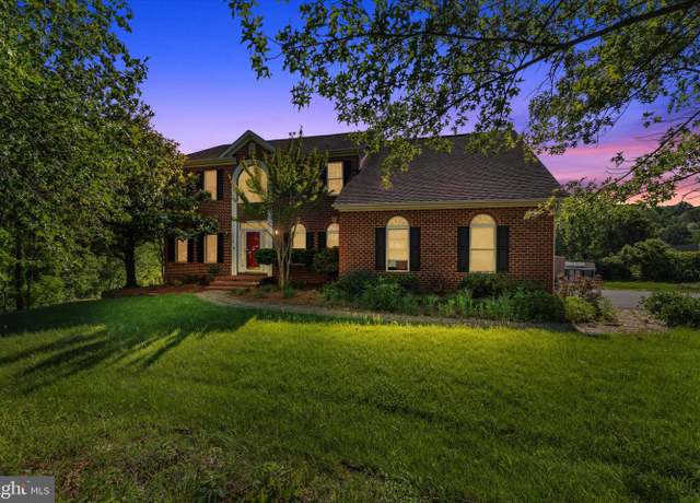 Property at 6422 View Ct, Broad Run, VA 20137, 5 beds, 3.5 baths