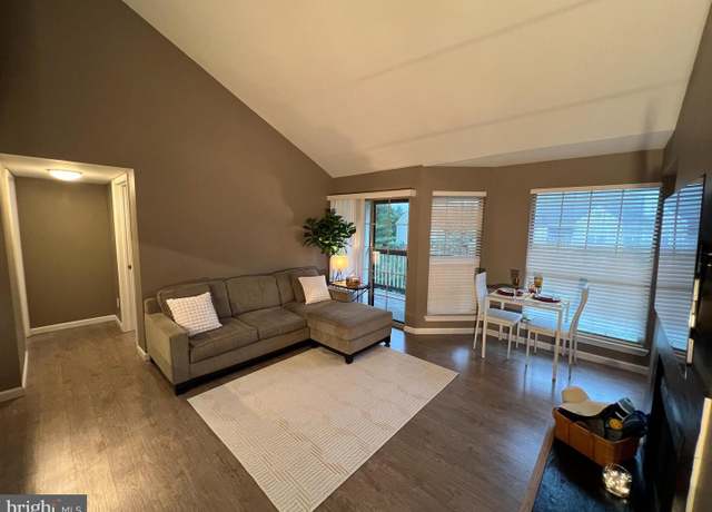 Property at 12163 Penderview Ter #1034, Fairfax, VA 22033, 1 bed, 1 bath