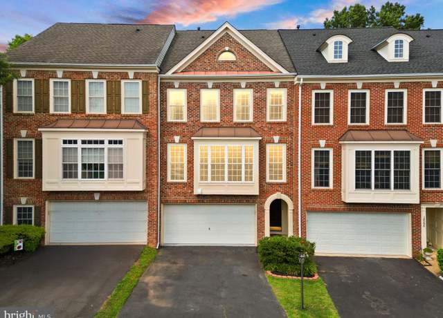 Property at 14398 Verde Pl, Haymarket, VA 20169, 4 beds, 3.5 baths