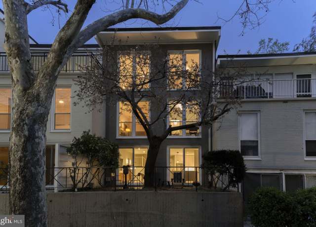 Property at 44 G St SW #102, Washington, DC 20024, 4 beds, 2 baths