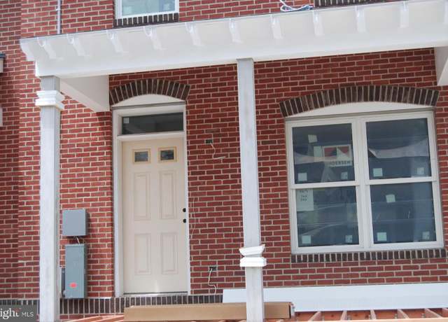Property at 835 Bennett St, Wilmington, DE 19801, 3 beds, 1.5 baths