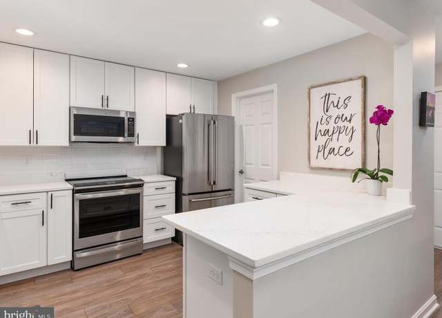 Property at 2900 Shipmaster Way #302, Annapolis, MD 21401, 1 bed, 2 baths