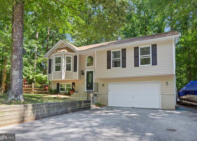 Property at 513 Chisholm Trl, Lusby, MD 20657, 3 beds, 2.5 baths