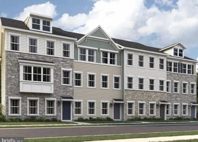 Property at 10632 Roundstone Ln, White Plains, MD 20695, 3 beds, 3.5 baths