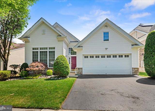 Property at 19 Galileo Dr, Cranbury, NJ 08512, 2 beds, 2 baths