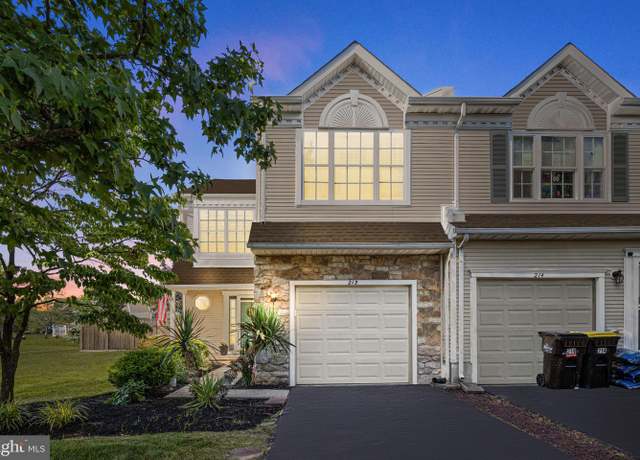Property at 213 Mulberry Pl, Newtown, PA 18940, 2 beds, 2.5 baths