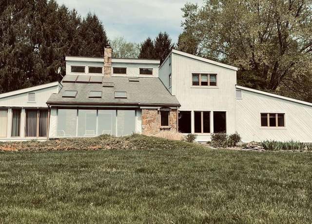 Property at 33 Morgan Hollow Way, Landenberg, PA 19350, 3 beds, 2.5 baths