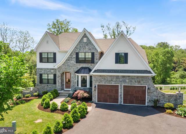 Property at 16 Autumn Blaze Ln, West Grove, PA 19390, 4 beds, 3.5 baths