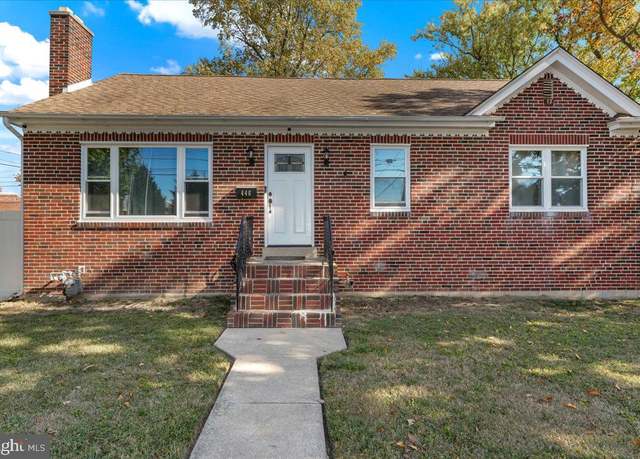 Property at 446 Edgewood Ave, Folsom, PA 19033, 3 beds, 1 bath