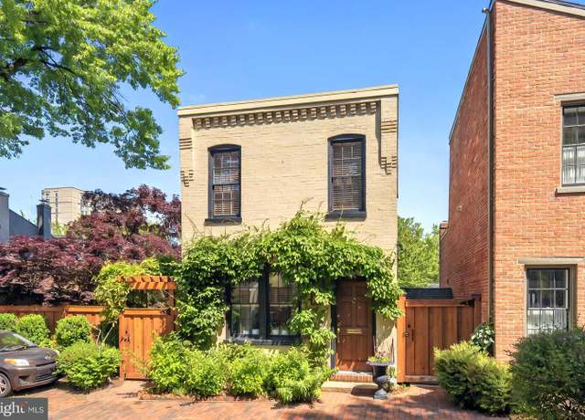 Property at 125 S Duke St, Lancaster, PA 17602, 1 bed, 1.5 baths