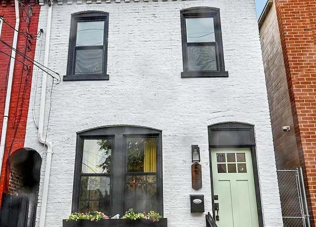 Property at 528 North St, Lancaster, PA 17602, 3 beds, 1.5 baths