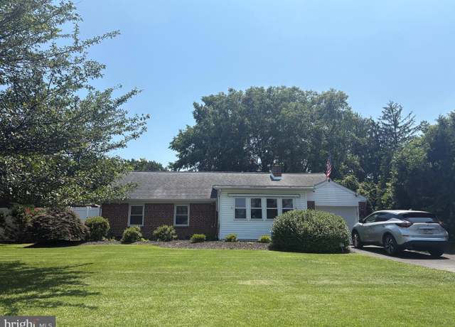 Property at 1375 Meetinghouse Rd, Jenkintown, PA 19046, 3 beds, 2 baths
