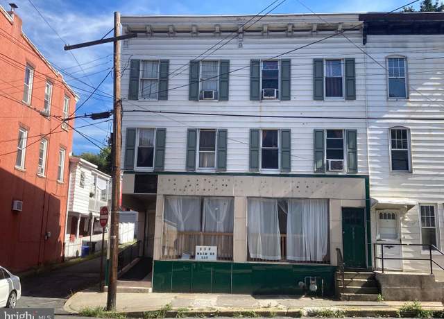 Property at 701 W Market St, Pottsville, PA 17901, 5 beds