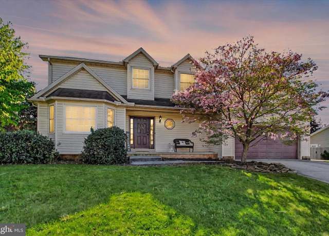Property at 1664 Beech Ln, Hanover, PA 17331, 3 beds, 2.5 baths