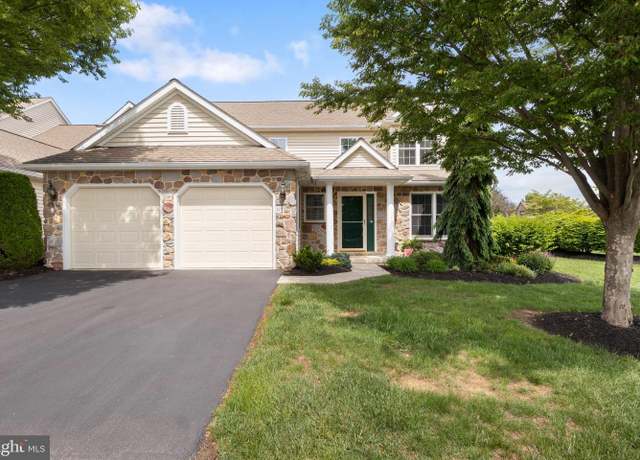 Property at 129 N Fountain Dr #16, York, PA 17402, 2 beds, 3 baths
