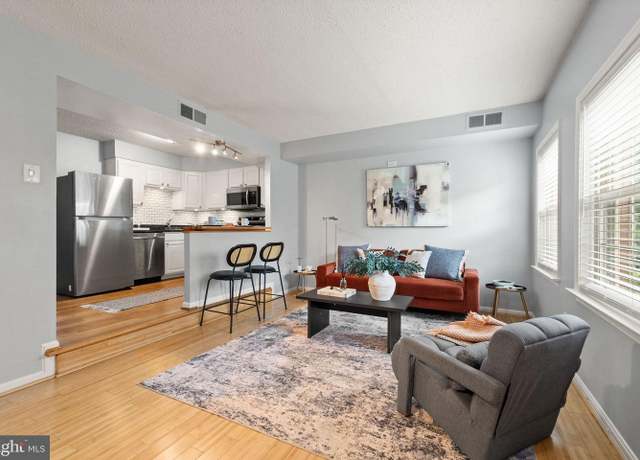 Property at 122 N Bedford St Unit A, Arlington, VA 22201, 1 bed, 1 bath