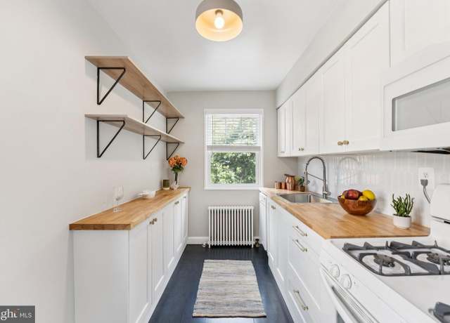 Property at 1400 12th St N Unit S-102, Arlington, VA 22209, 1 bed, 1 bath