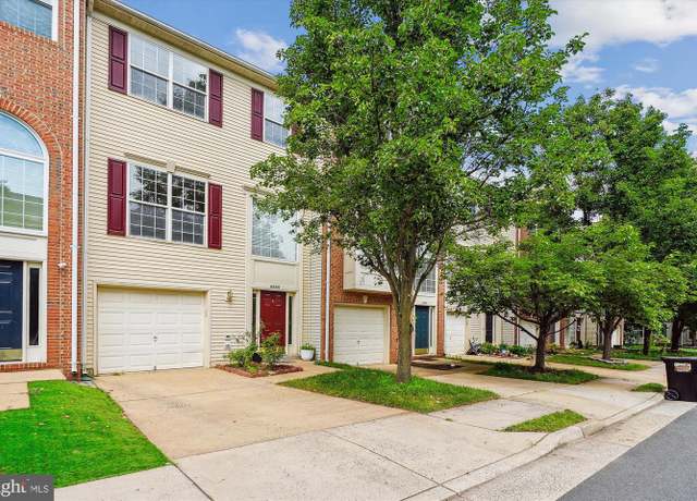Property at 6688 Roderick Loop, Gainesville, VA 20155, 3 beds, 3.5 baths