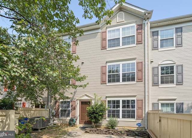 Property at 163 Heathfield Dr, Frederick, MD 21702, 3 beds, 2.5 baths
