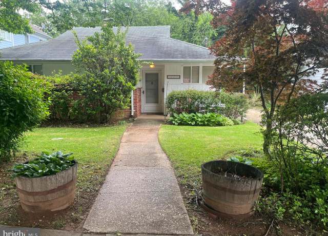 Property at 5912 Johnson Ave, Bethesda, MD 20817, 3 beds, 1.5 baths