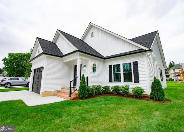 Property at 14 Sandy Ln, Easton, MD 21601, 3 beds, 2.5 baths