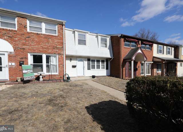 Property at 26 Pine St, Willingboro, NJ 08046, 2 beds, 1.5 baths